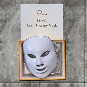Luma Light Skincare Therapy Mask by Pure